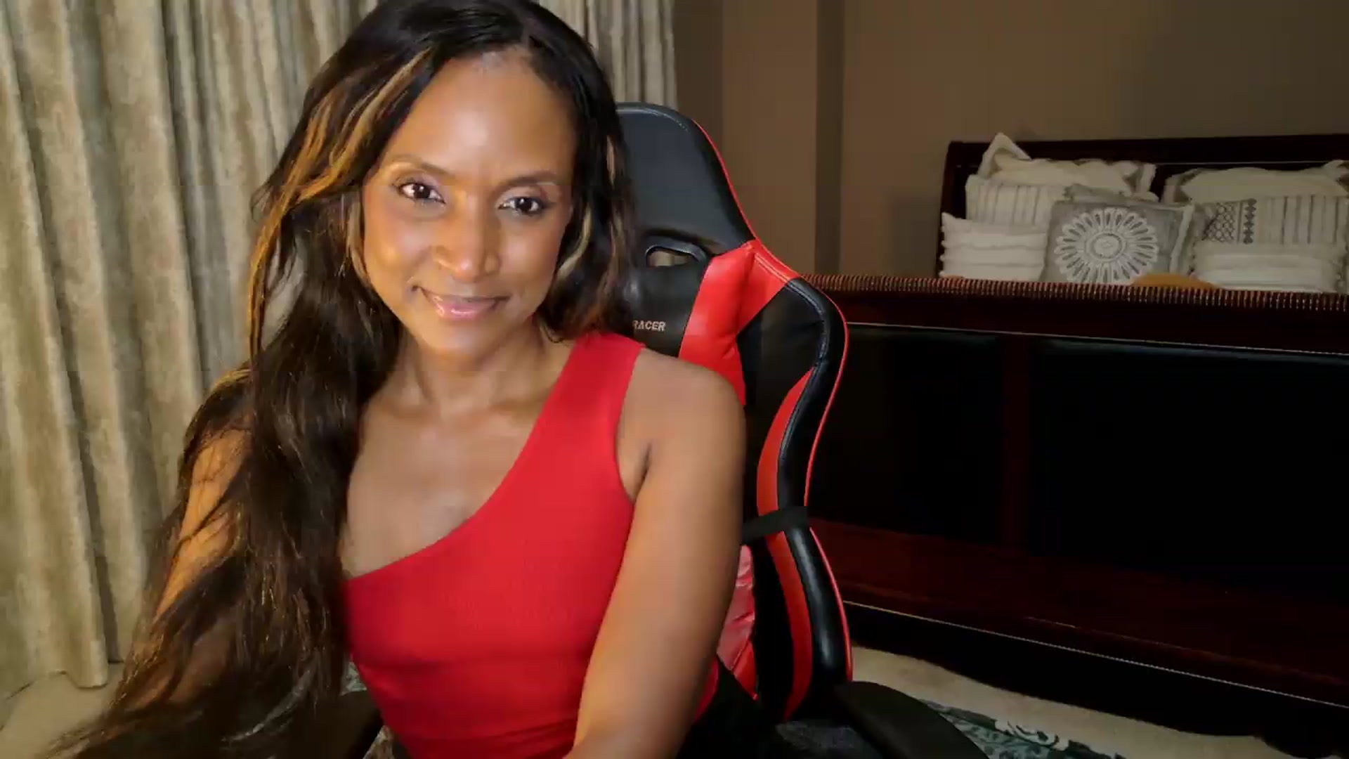 Gallery image thumbnail from Ms_WetNWild's myfreecams stream on, 08/08/2026, 03:45 image 5 of 20
