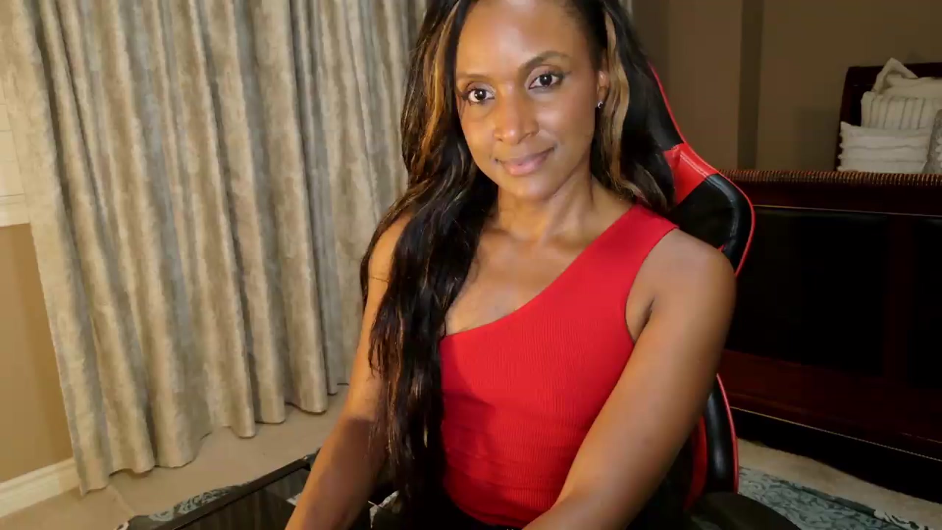 Gallery image thumbnail from Ms_WetNWild's myfreecams stream on, 08/08/2026, 03:45 image 17 of 20