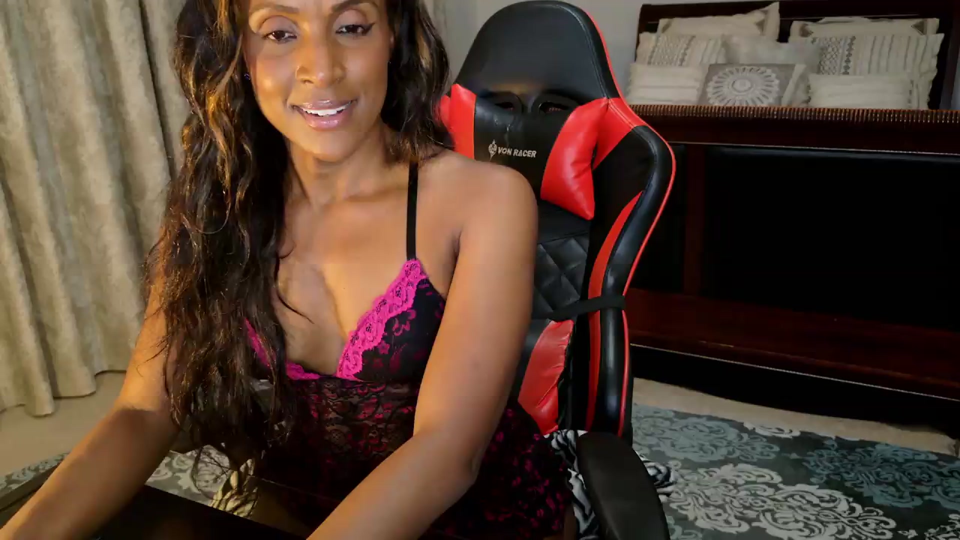 Gallery image thumbnail from Ms_WetNWild's myfreecams stream on, 08/10/2026, 04:15 image 1 of 20