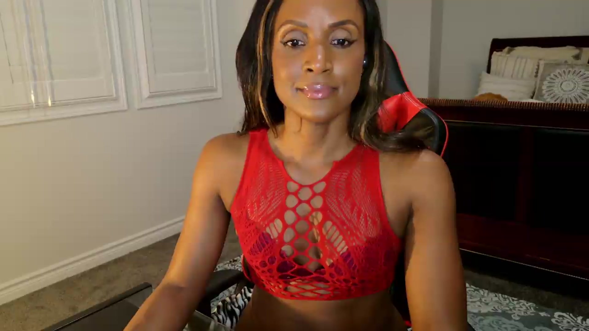 Gallery image thumbnail from Ms_WetNWild's myfreecams stream on, 08/17/2026, 05:00 image 19 of 20