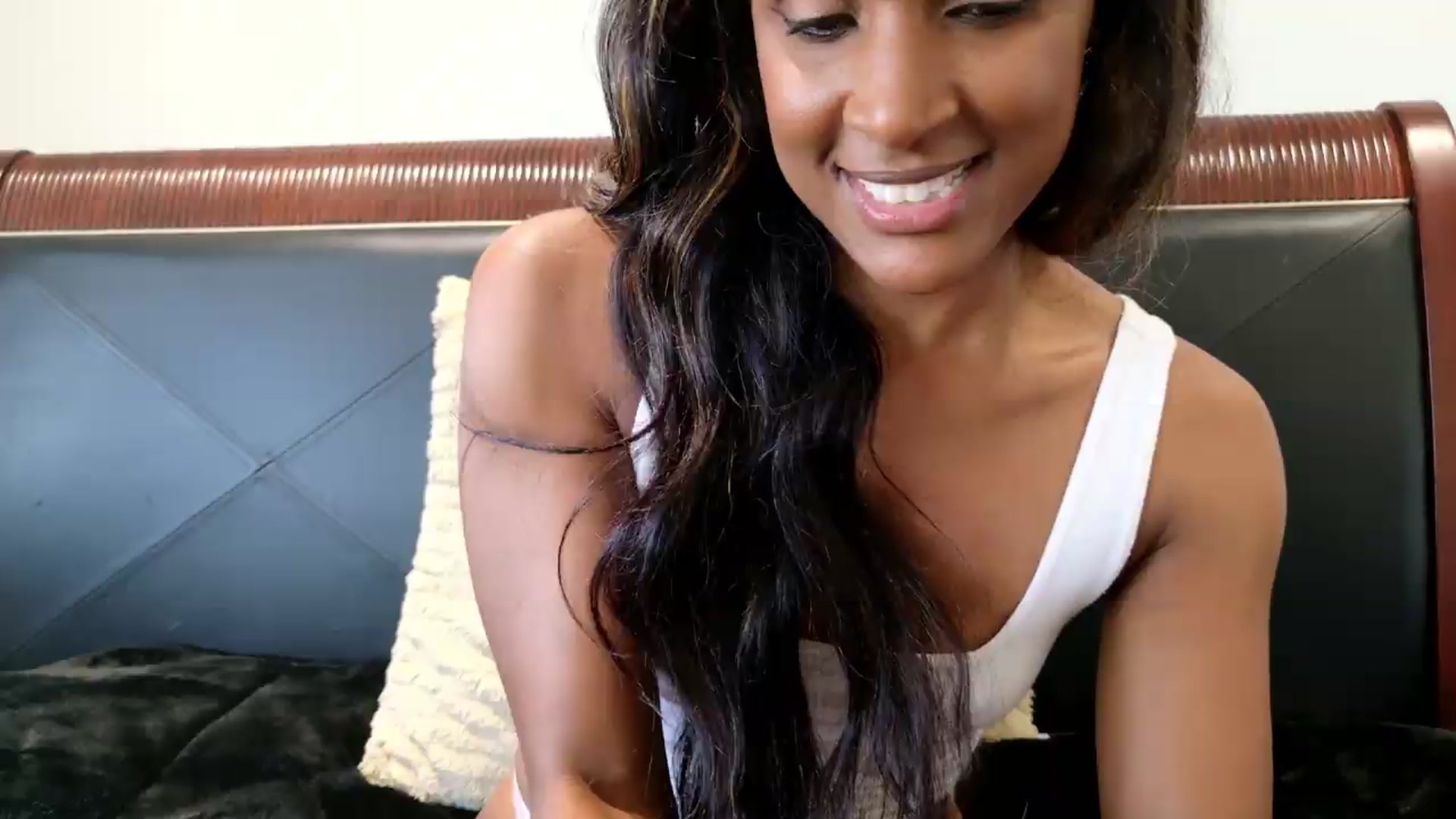 Gallery image thumbnail from Ms_WetNWild's myfreecams stream on, 08/21/2026, 14:38 image 16 of 20