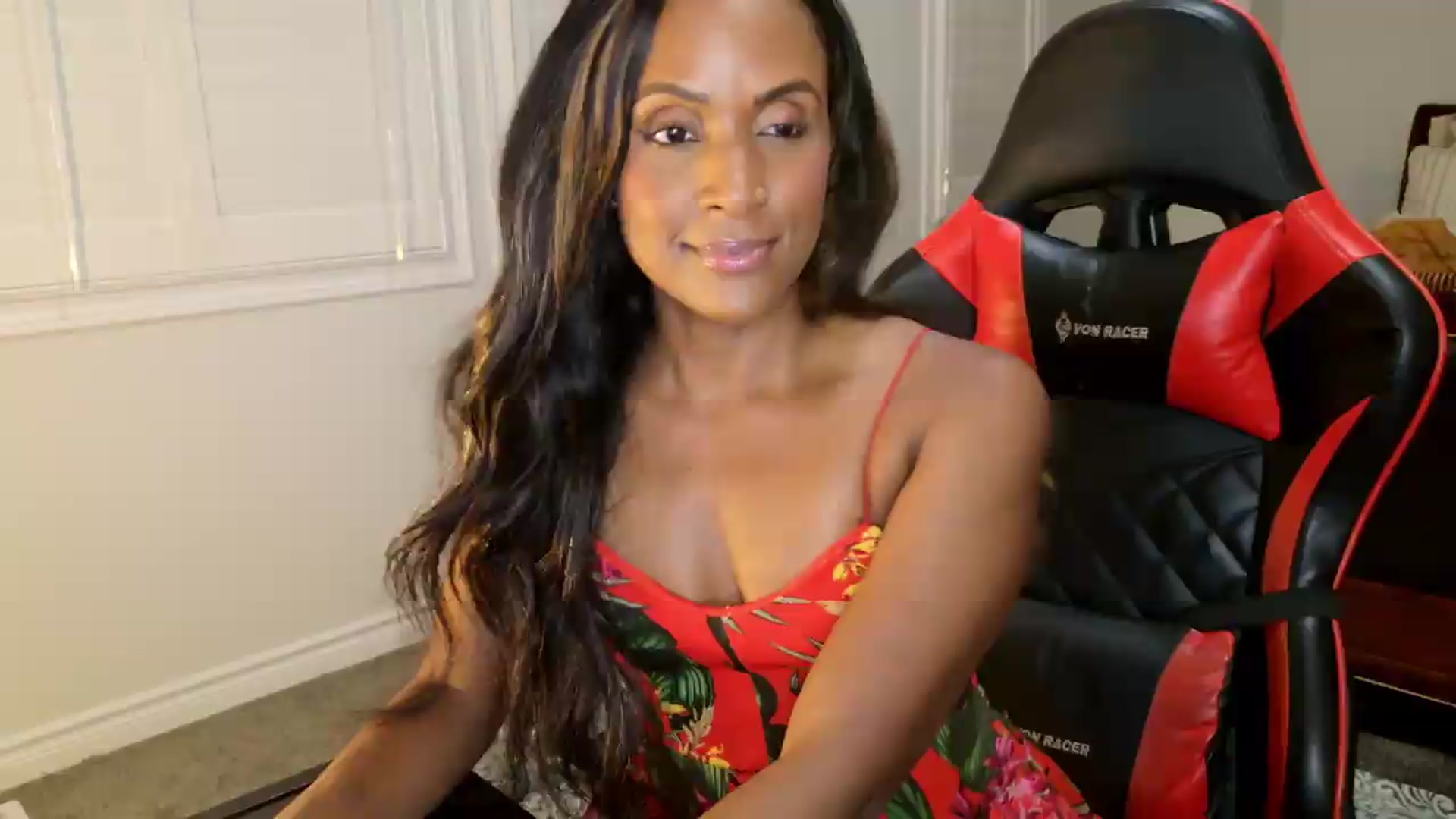 Gallery image thumbnail from Ms_WetNWild's myfreecams stream on, 08/22/2026, 05:06 image 3 of 20
