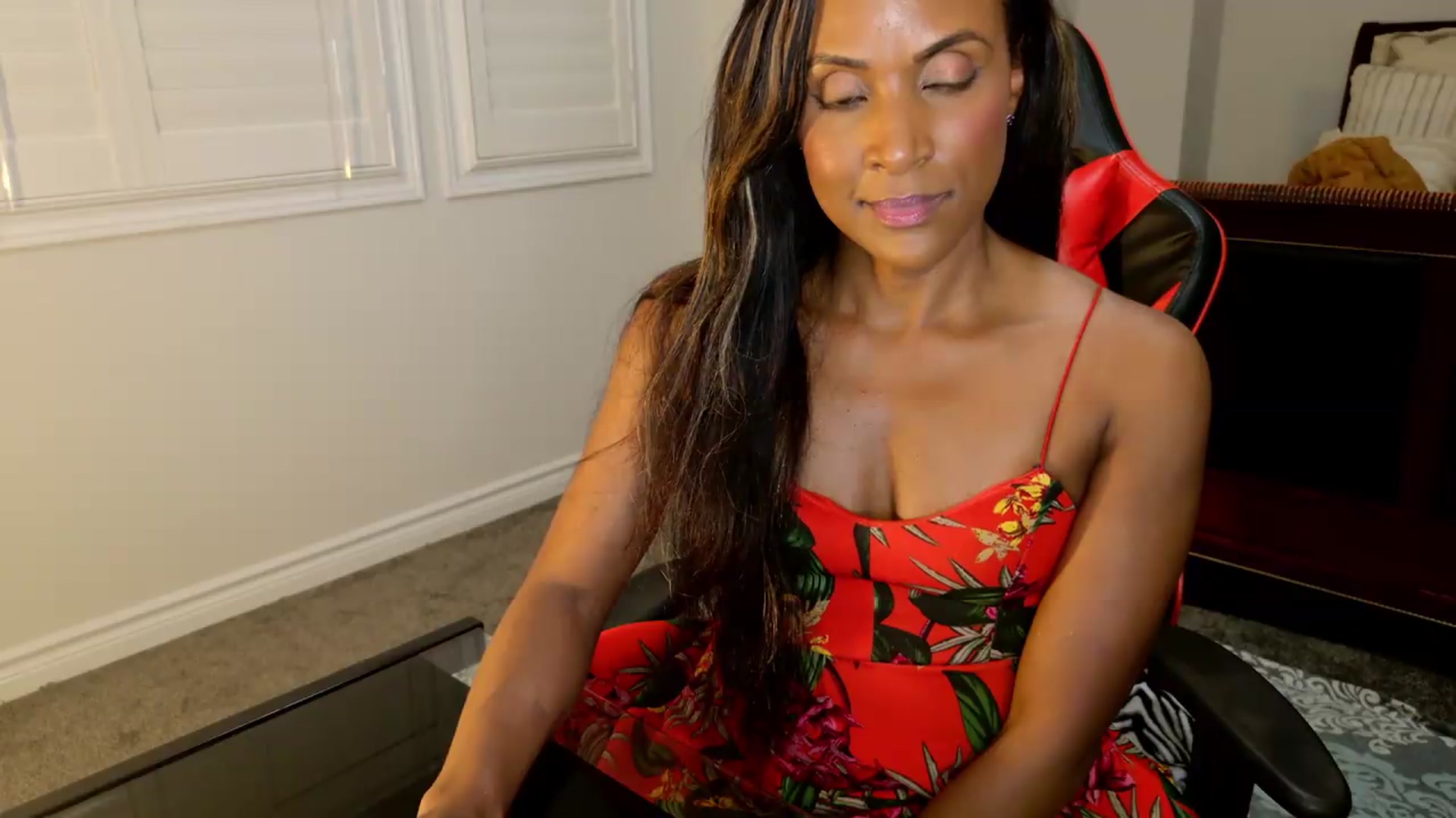 Gallery image thumbnail from Ms_WetNWild's myfreecams stream on, 08/22/2026, 05:06 image 15 of 20
