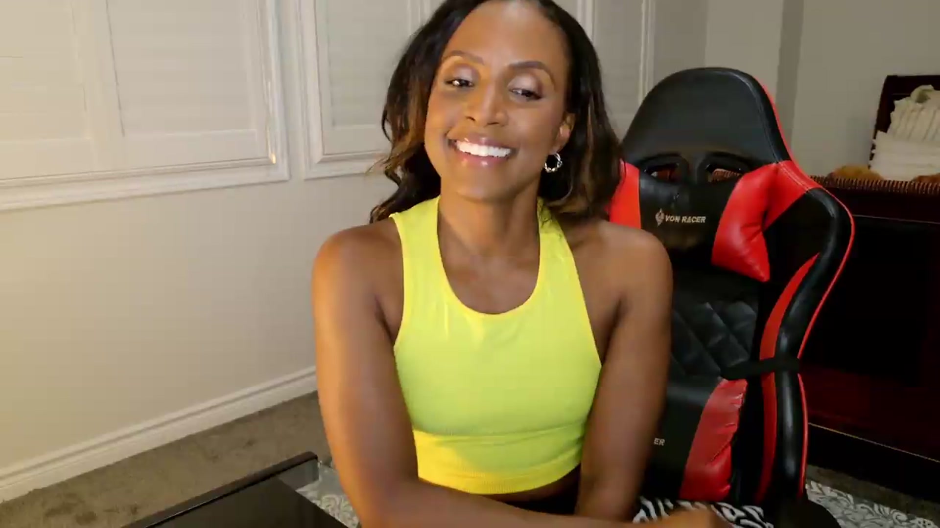 Gallery image thumbnail from Ms_WetNWild's myfreecams stream on, 08/24/2026, 02:41 image 10 of 20