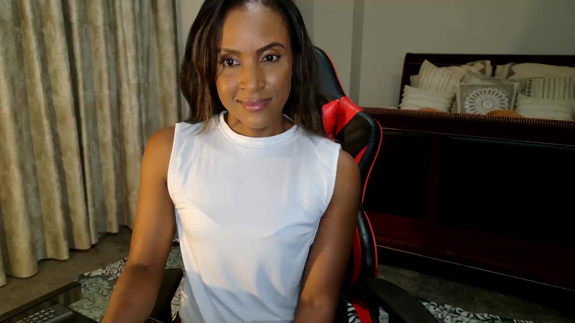 Gallery image thumbnail from Ms_WetNWild's myfreecams stream on, 08/27/2026, 03:53 image 10 of 20