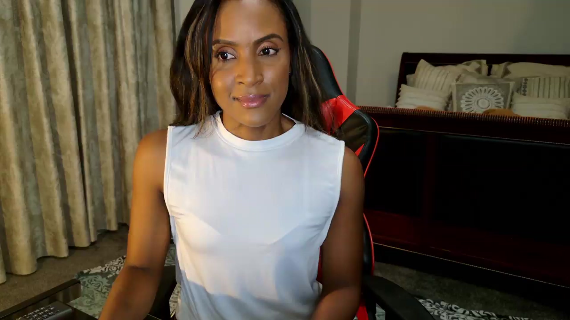 Gallery image thumbnail from Ms_WetNWild's myfreecams stream on, 08/27/2026, 03:53 image 11 of 20
