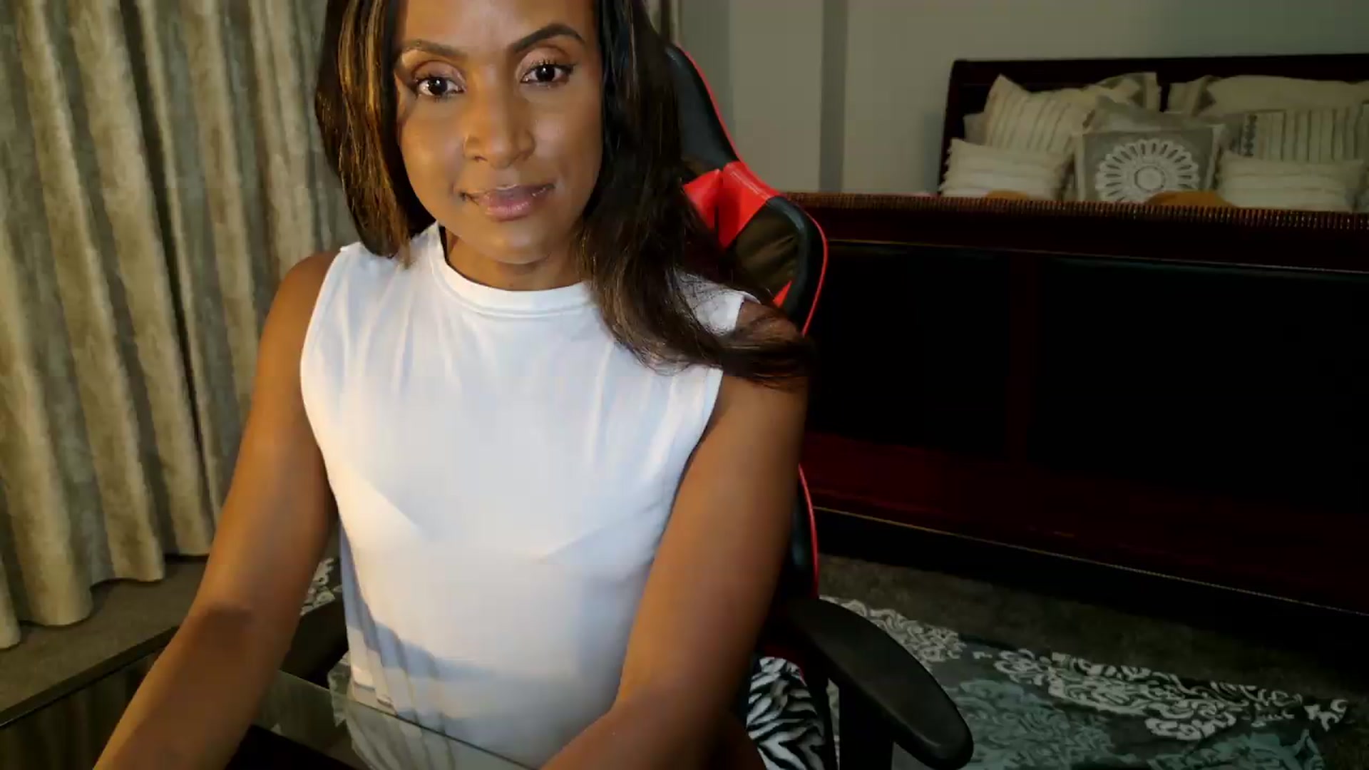 Gallery image thumbnail from Ms_WetNWild's myfreecams stream on, 08/27/2026, 05:15 image 17 of 20