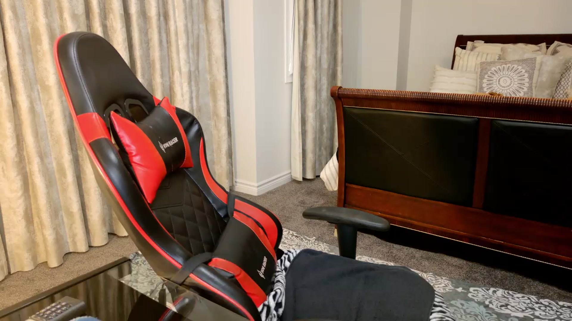 Gallery image thumbnail from Ms_WetNWild's myfreecams stream on, 08/28/2026, 04:06 image 17 of 20