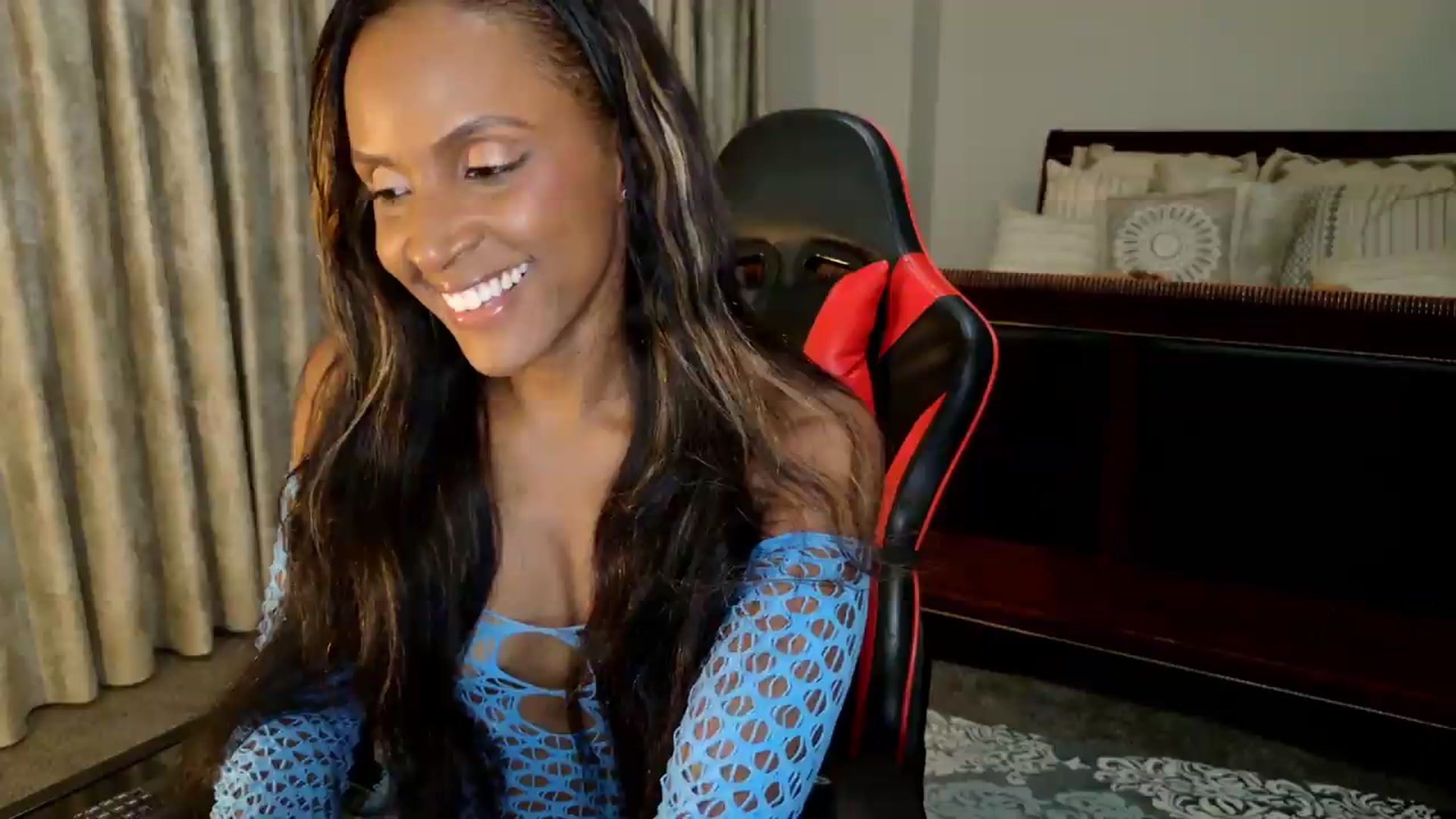 Gallery image thumbnail from Ms_WetNWild's myfreecams stream on, 08/28/2026, 04:06 image 1 of 20