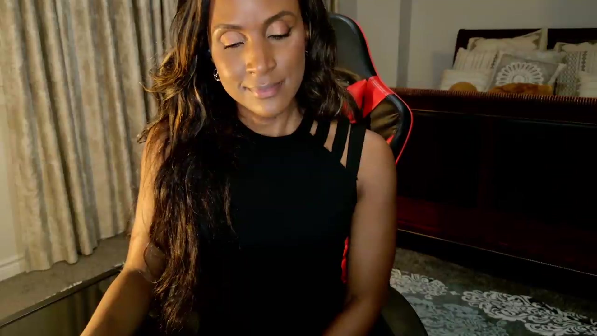 Gallery image thumbnail from Ms_WetNWild's myfreecams stream on, 08/31/2026, 03:52 image 18 of 20