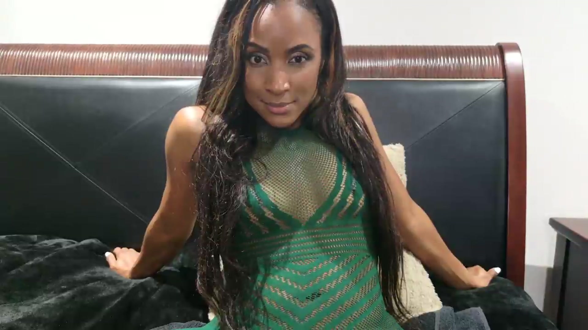 Gallery image thumbnail from Ms_WetNWild's myfreecams stream on, 09/04/2026, 05:42 image 16 of 20