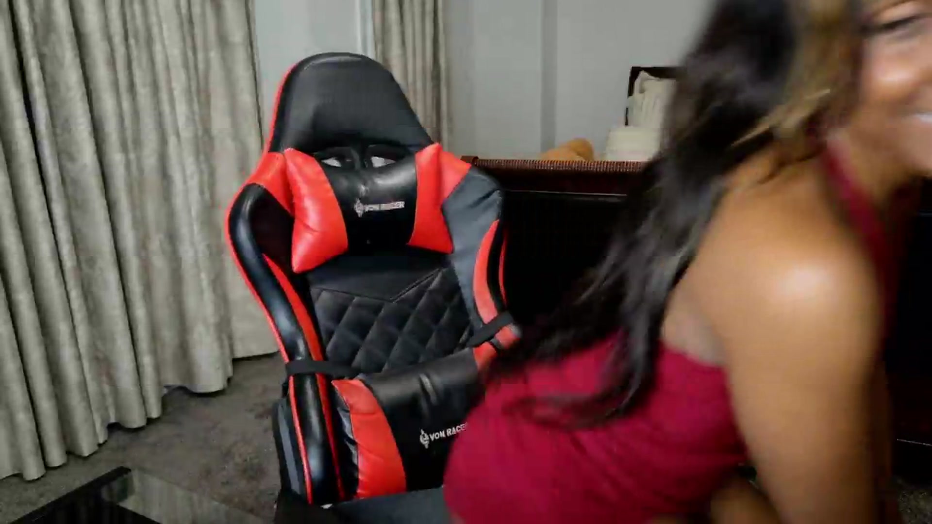 Gallery image thumbnail from Ms_WetNWild's myfreecams stream on, 09/05/2026, 03:58 image 18 of 20