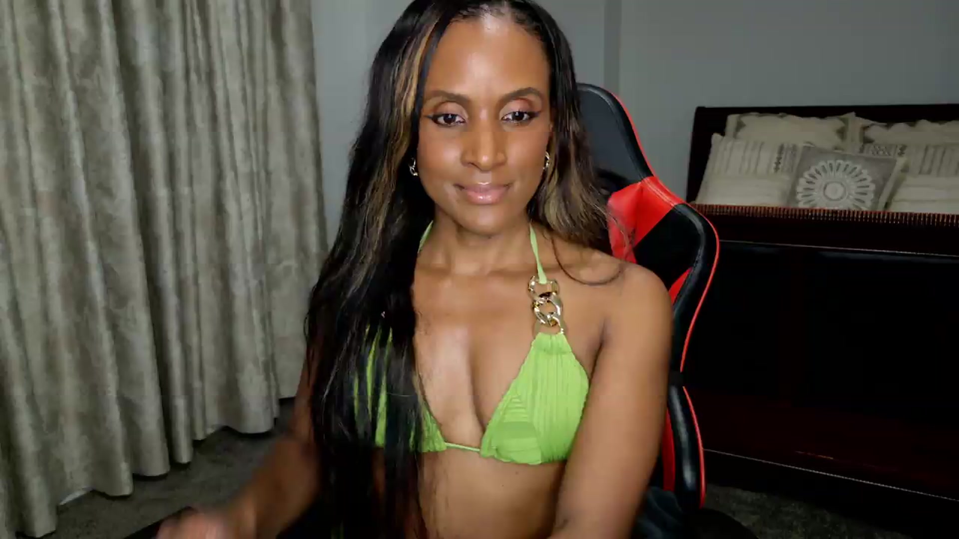 Gallery image thumbnail from Ms_WetNWild's myfreecams stream on, 09/07/2026, 02:17 image 11 of 20