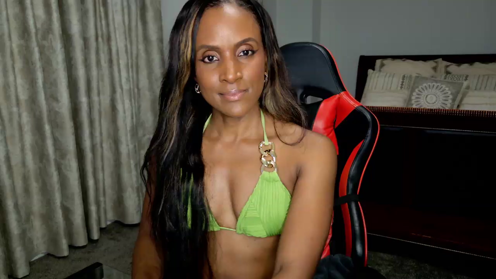 Gallery image thumbnail from Ms_WetNWild's myfreecams stream on, 09/07/2026, 02:17 image 8 of 20