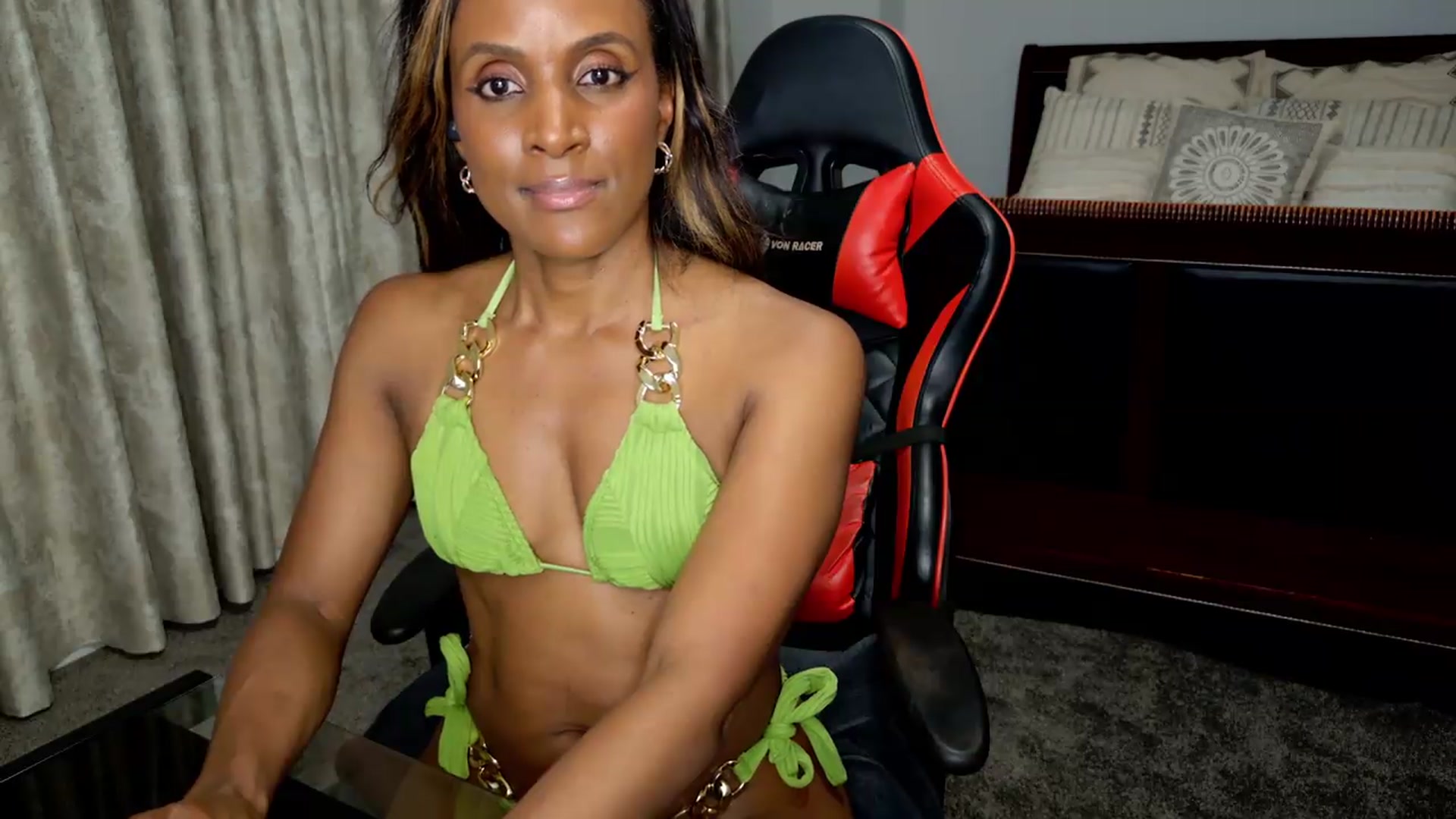 Gallery image thumbnail from Ms_WetNWild's myfreecams stream on, 09/07/2026, 03:57 image 8 of 20