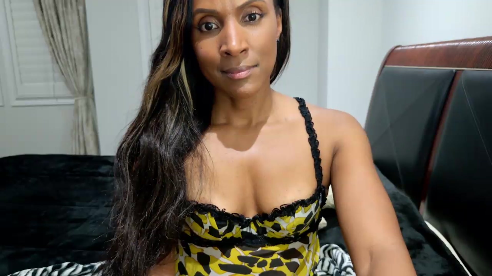 Gallery image thumbnail from Ms_WetNWild's myfreecams stream on, 09/17/2026, 04:05 image 4 of 20