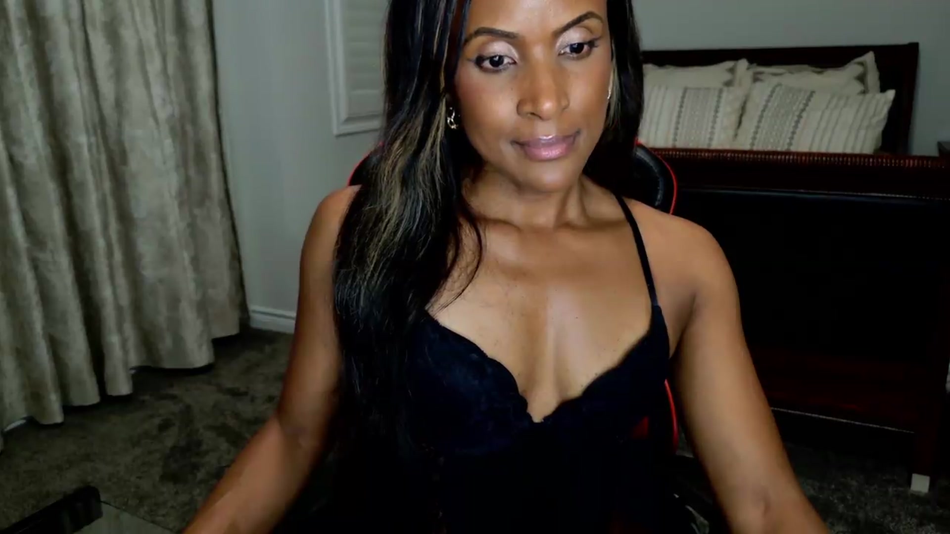 Gallery image thumbnail from Ms_WetNWild's myfreecams stream on, 09/18/2026, 03:15 image 17 of 20