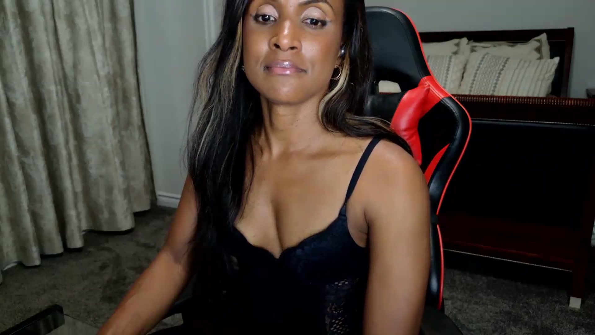 Gallery image thumbnail from Ms_WetNWild's myfreecams stream on, 09/18/2026, 03:15 image 10 of 20