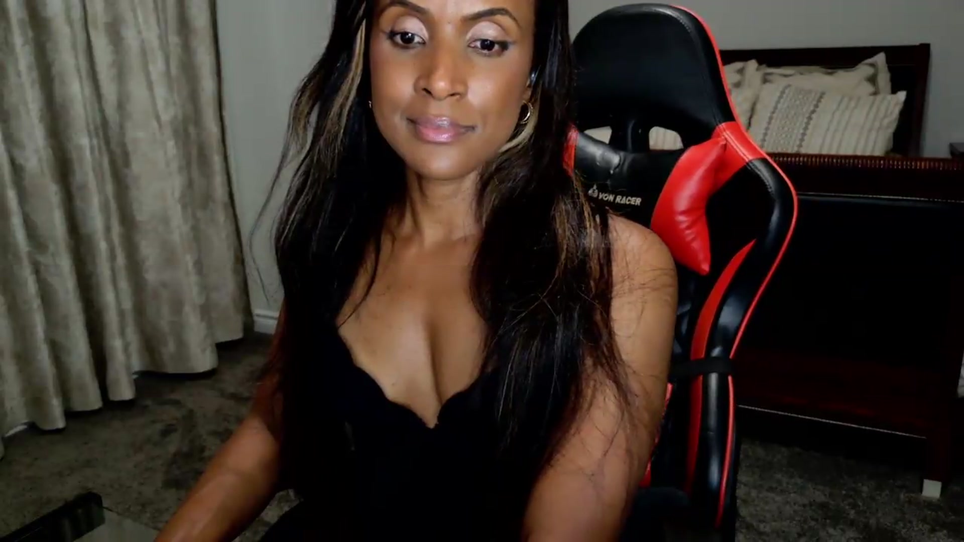 Gallery image thumbnail from Ms_WetNWild's myfreecams stream on, 09/18/2026, 03:15 image 8 of 20