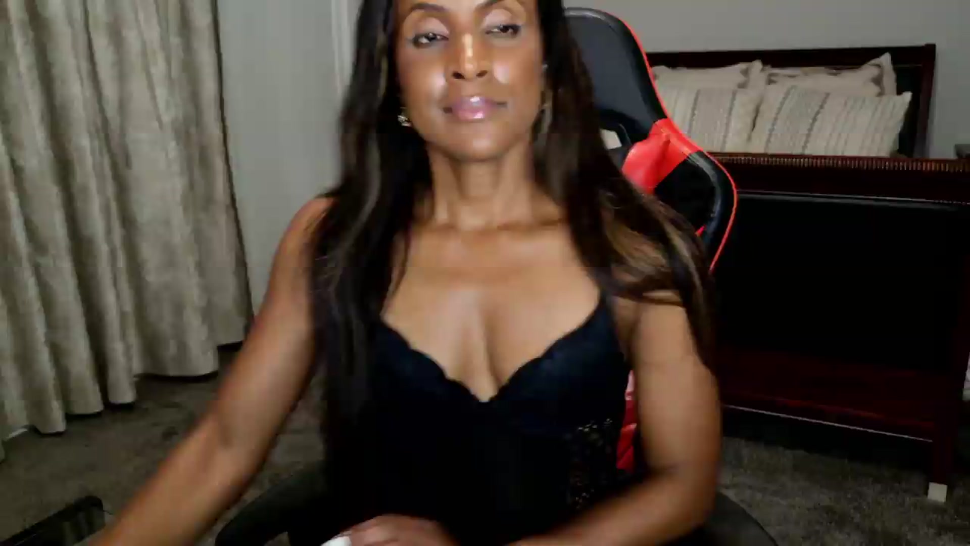 Gallery image thumbnail from Ms_WetNWild's myfreecams stream on, 09/18/2026, 03:15 image 2 of 20