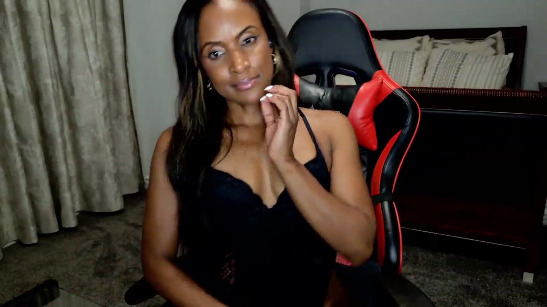 Gallery image thumbnail from Ms_WetNWild's myfreecams stream on, 09/18/2026, 03:15 image 18 of 20