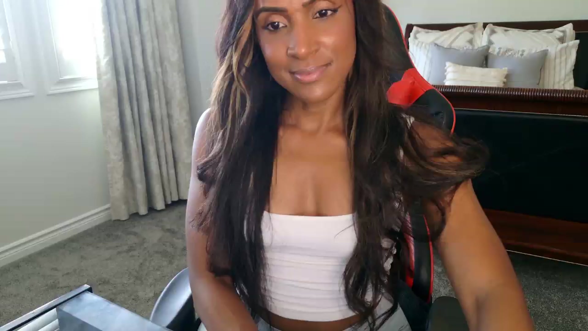 Gallery image thumbnail from Ms_WetNWild's myfreecams stream on, 09/18/2026, 15:30 image 8 of 20