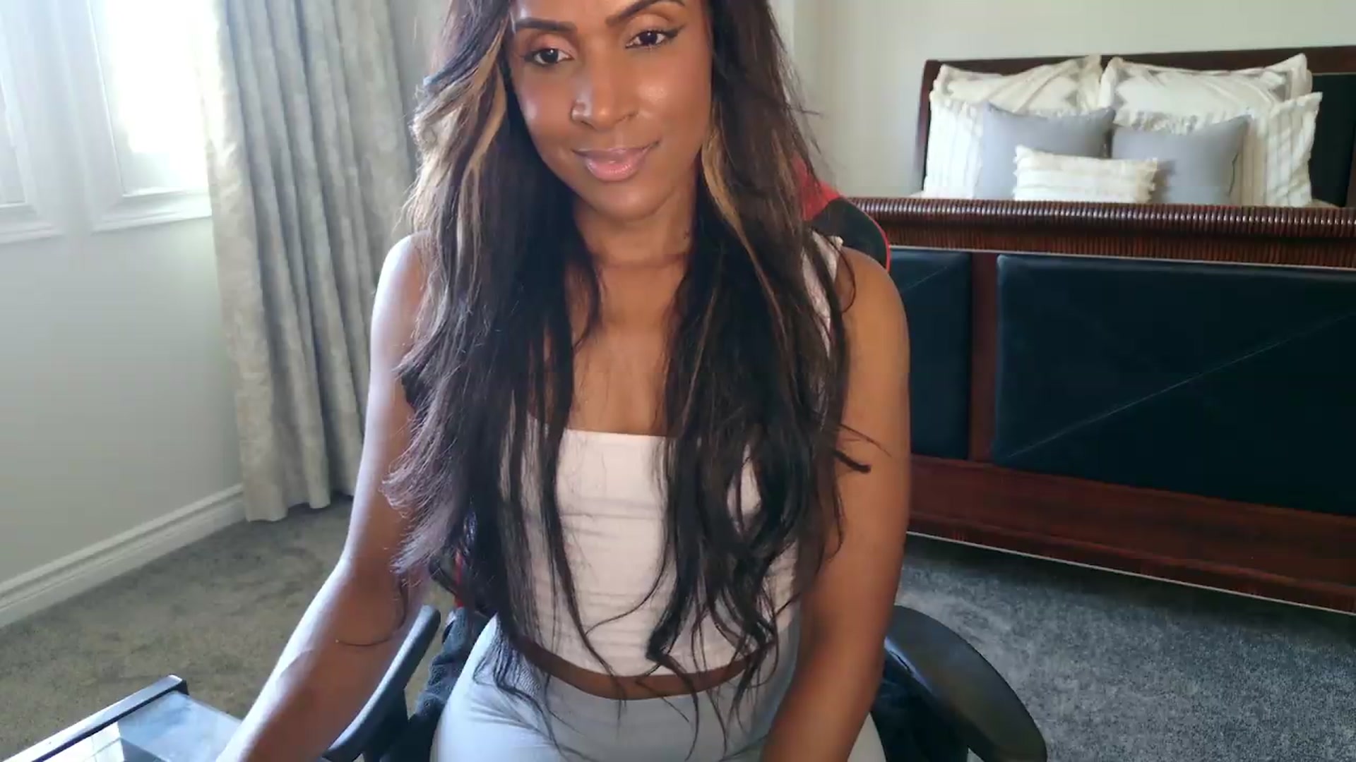 Gallery image thumbnail from Ms_WetNWild's myfreecams stream on, 09/18/2026, 17:21 image 7 of 20