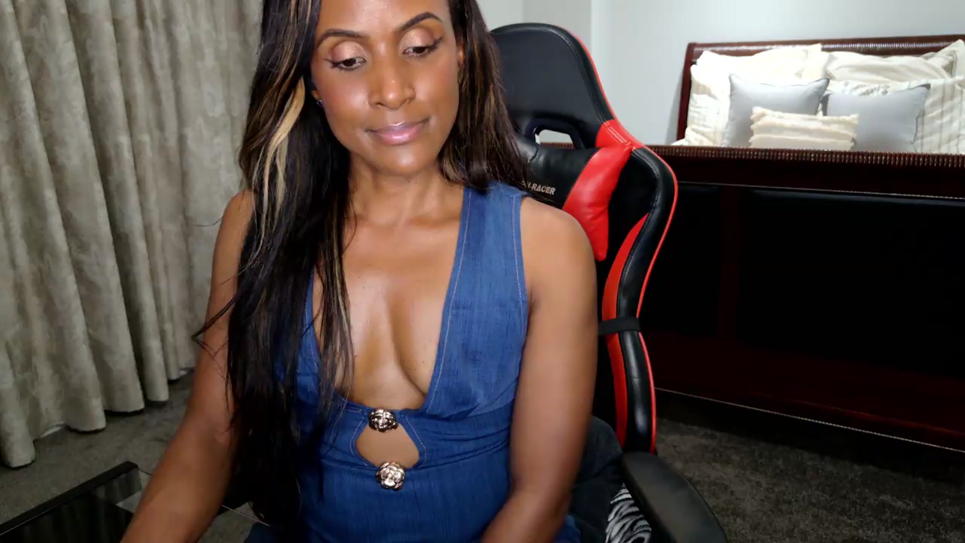 Gallery image thumbnail from Ms_WetNWild's myfreecams stream on, 09/19/2026, 03:12 image 11 of 20