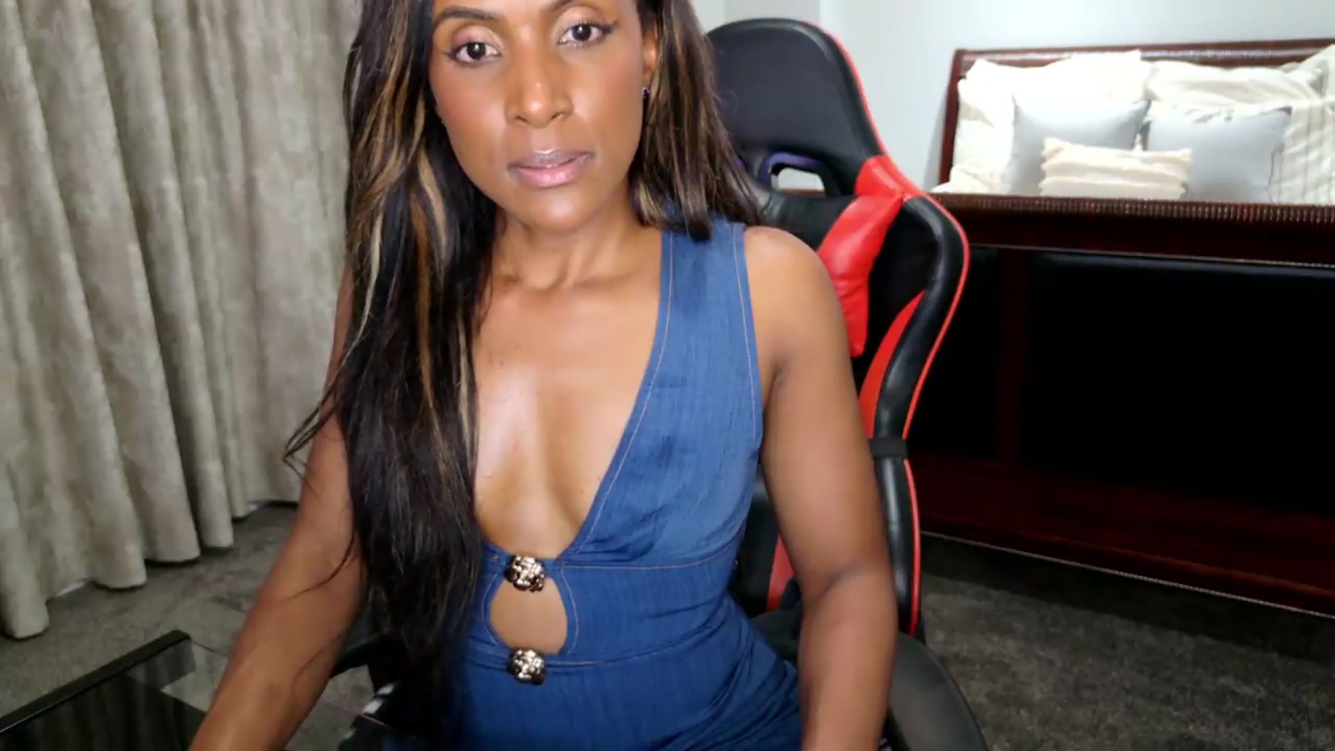 Gallery image thumbnail from Ms_WetNWild's myfreecams stream on, 09/19/2026, 03:12 image 9 of 20