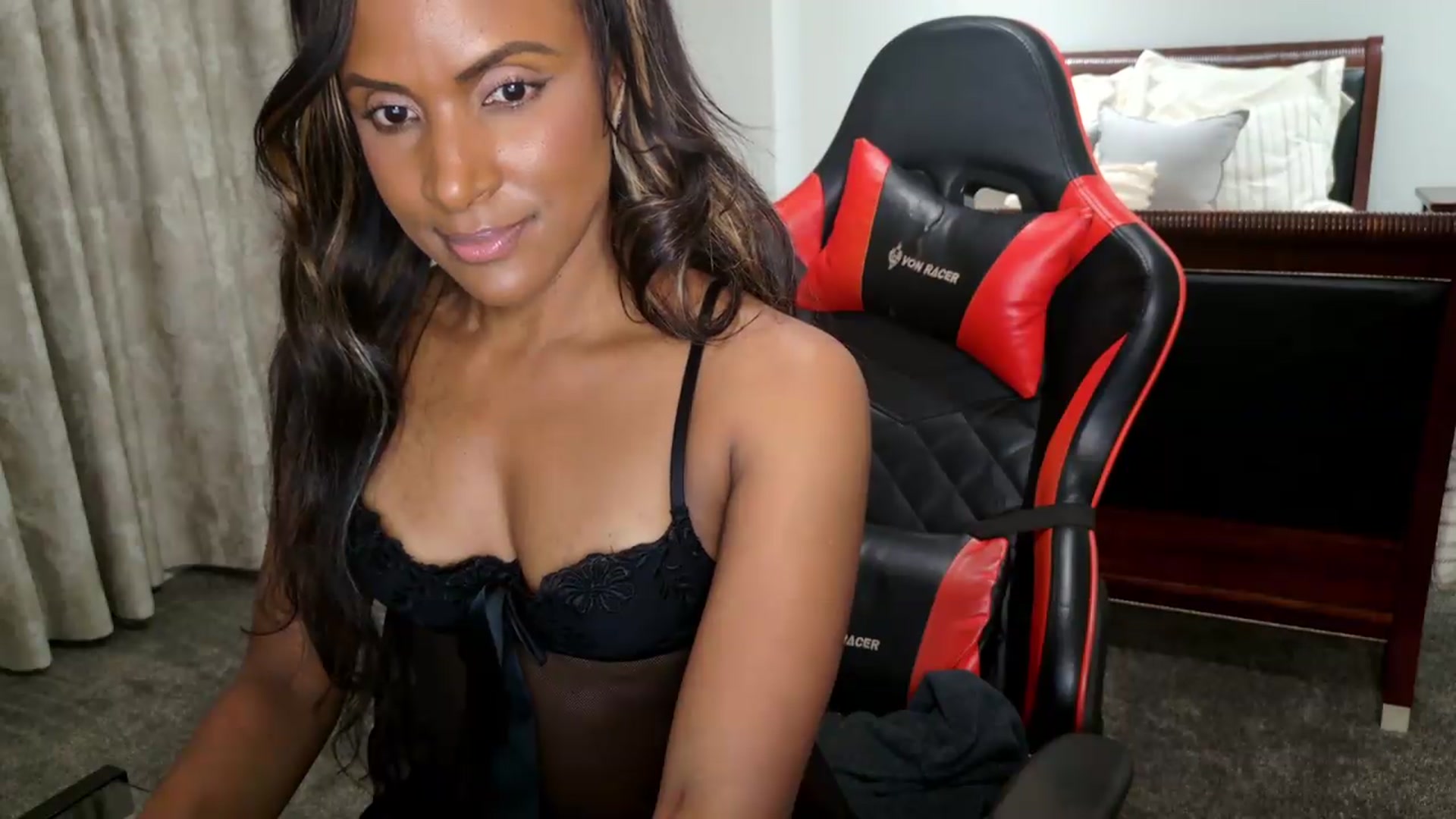 Gallery image thumbnail from Ms_WetNWild's myfreecams stream on, 09/20/2026, 02:09 image 18 of 20