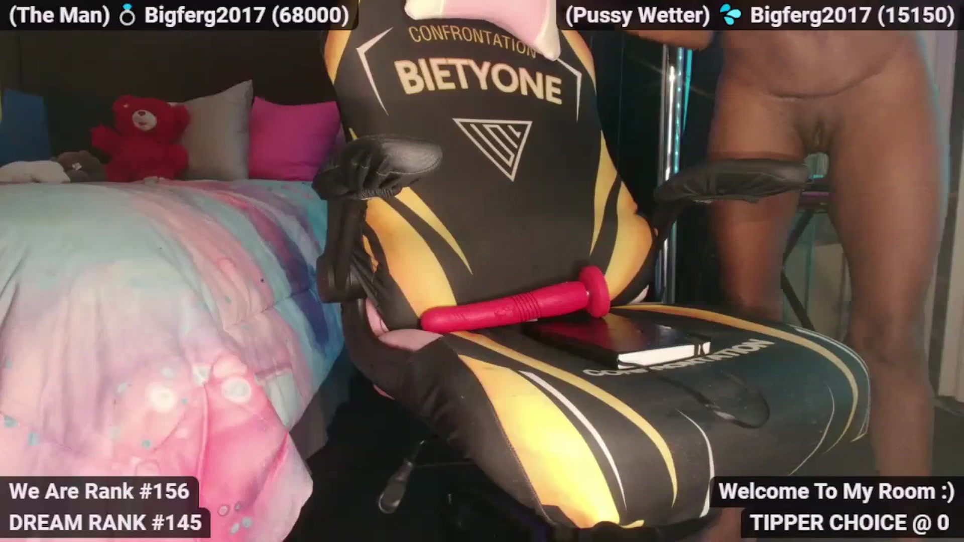 Gallery image thumbnail from Ms_WetnReady's myfreecams stream on, 03/29/2024, 13:51 image 15 of 20