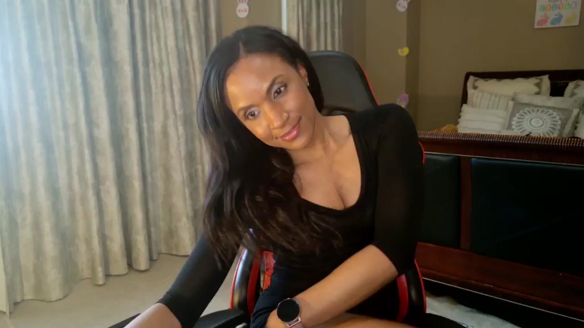 Gallery image thumbnail from Ms_WnWBdayMth's myfreecams stream on, 04/04/2025, 21:11 image 11 of 20