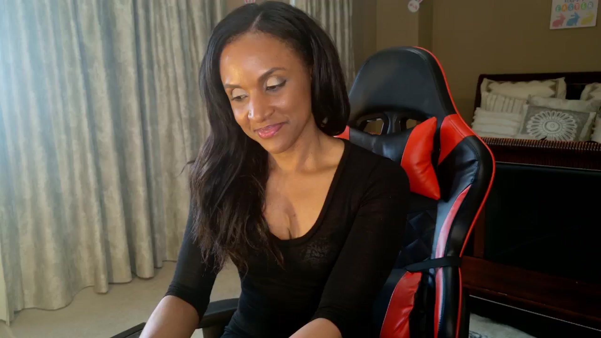 Gallery image thumbnail from Ms_WnWBdayMth's myfreecams stream on, 04/04/2025, 21:11 image 17 of 20
