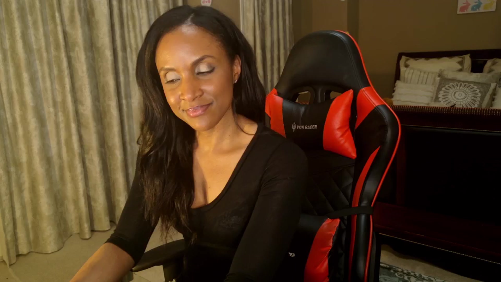 Gallery image thumbnail from Ms_WnWBdayMth's myfreecams stream on, 04/05/2025, 24:45 image 2 of 20