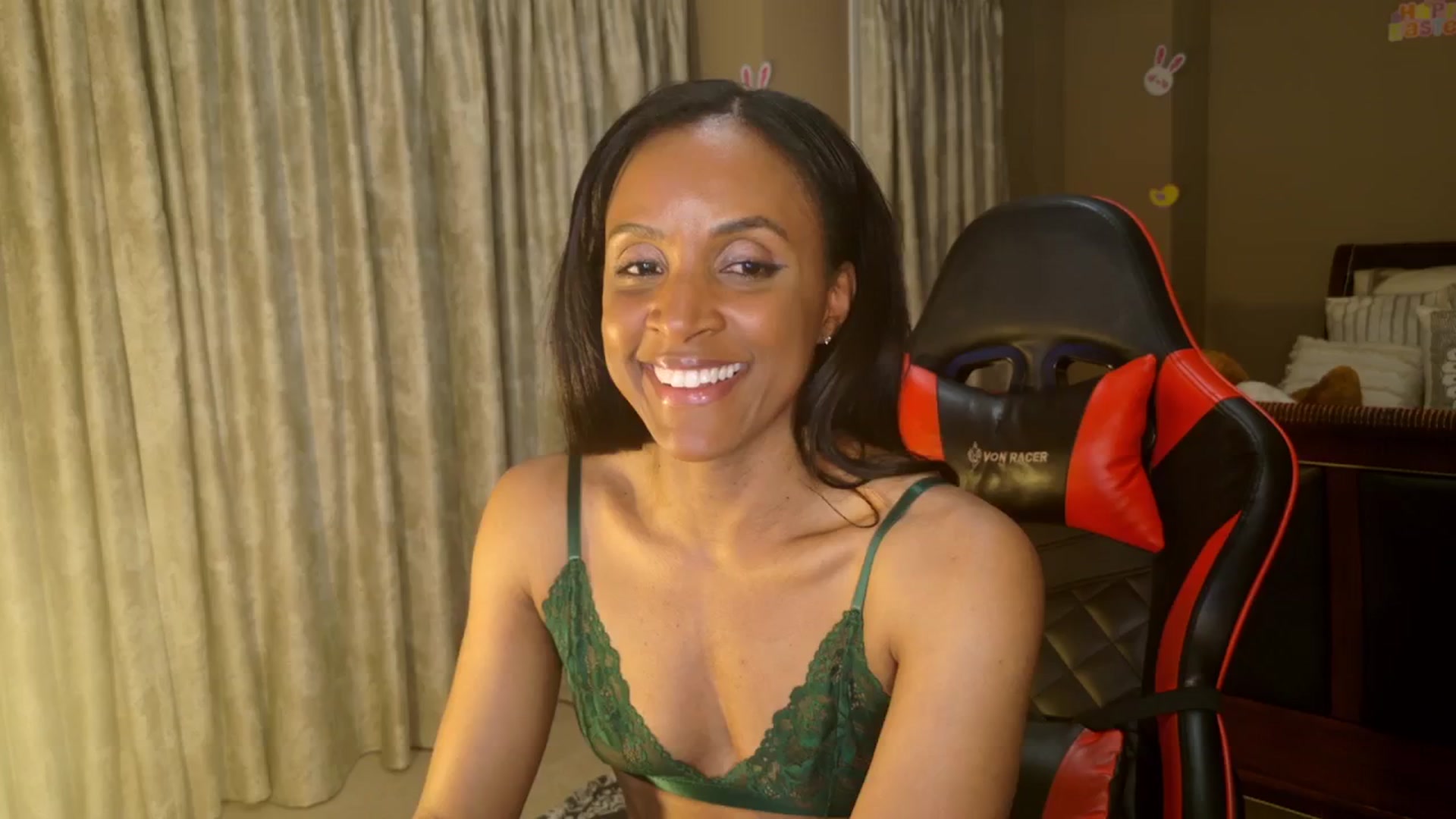 Gallery image thumbnail from Ms_WnWBdayMth's myfreecams stream on, 04/08/2025, 03:17 image 12 of 20