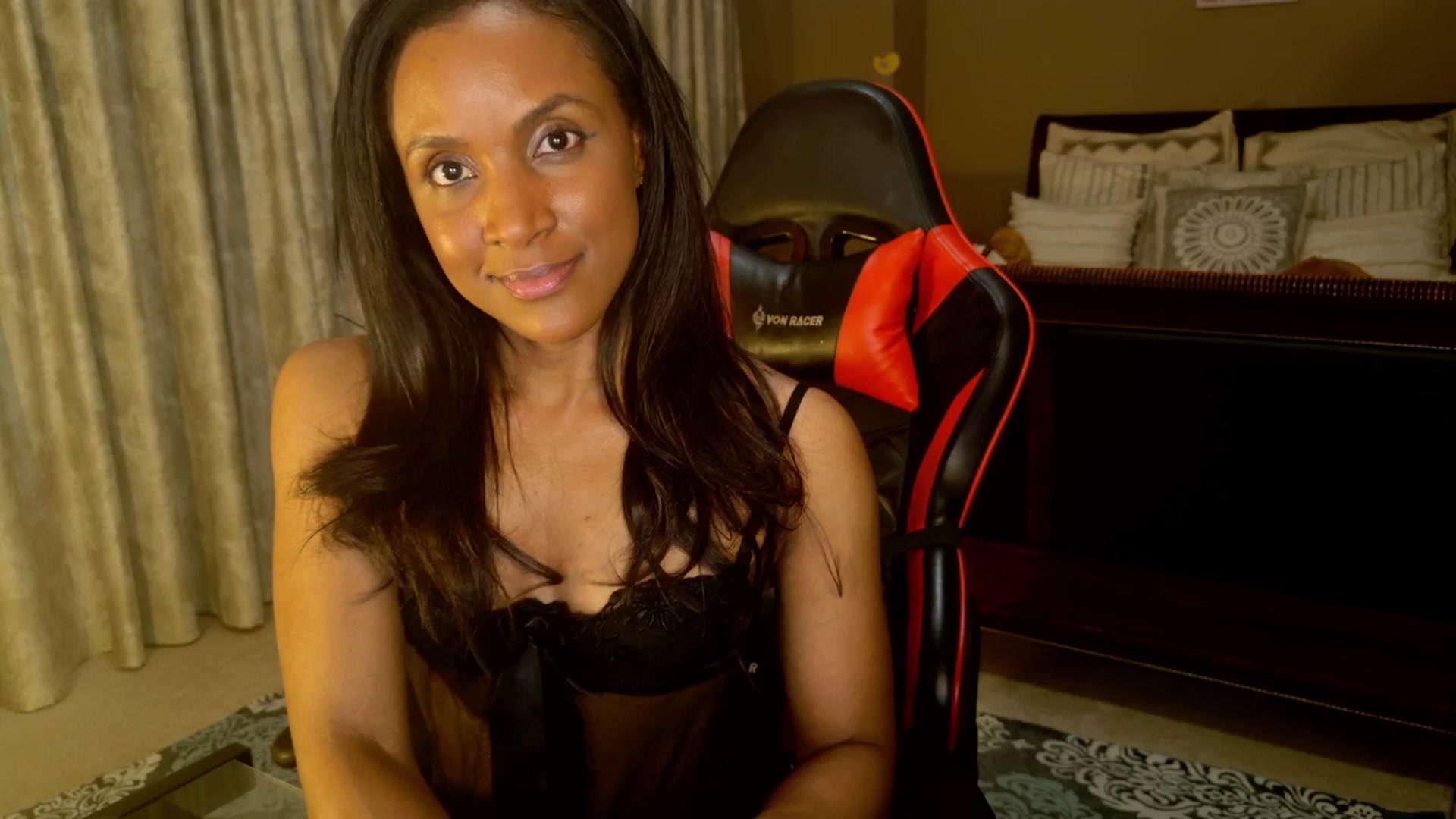 Gallery image thumbnail from Ms_WnWBdayMth's myfreecams stream on, 04/10/2025, 04:53 image 7 of 20
