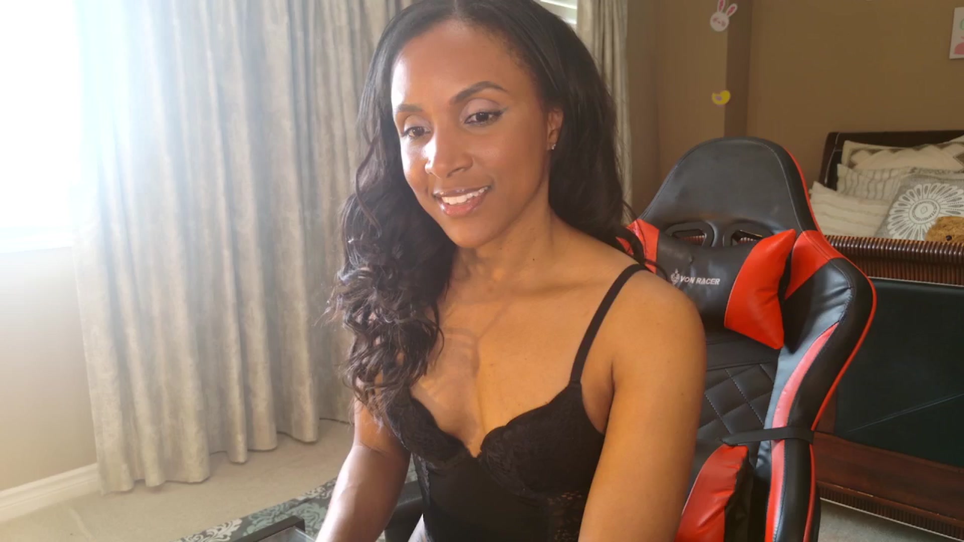 Gallery image thumbnail from Ms_WnWBdayMth's myfreecams stream on, 04/14/2025, 17:45 image 4 of 20
