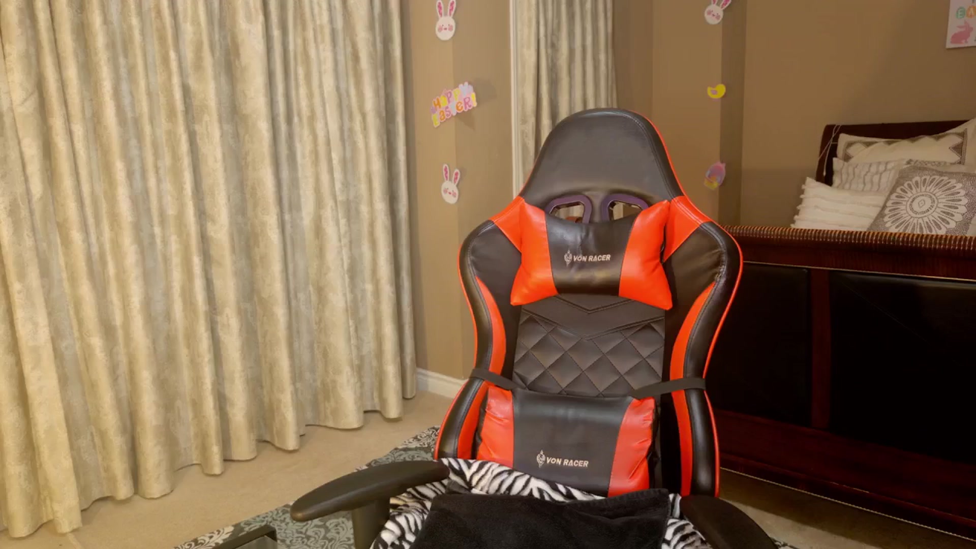 Gallery image thumbnail from Ms_WnWBdayMth's myfreecams stream on, 04/15/2025, 02:06 image 15 of 20
