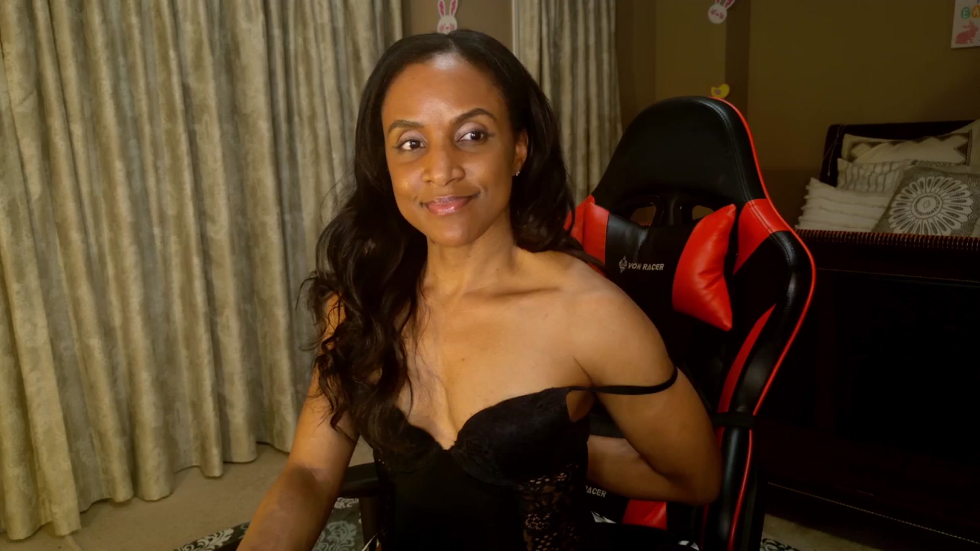 Gallery image thumbnail from Ms_WnWBdayMth's myfreecams stream on, 04/15/2025, 02:06 image 5 of 20