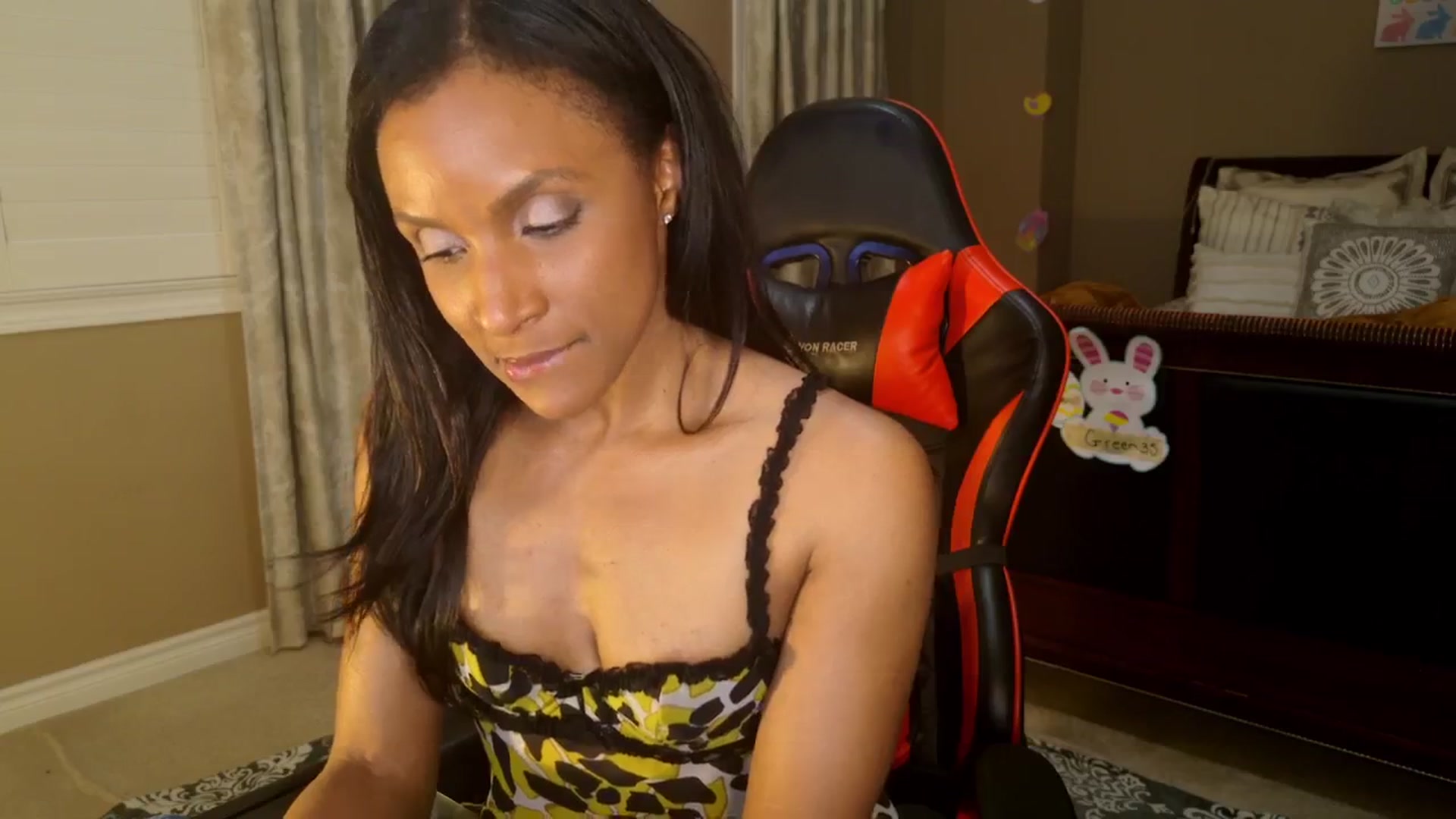 Gallery image thumbnail from Ms_WnWBdayMth's myfreecams stream on, 04/18/2025, 06:05 image 10 of 20