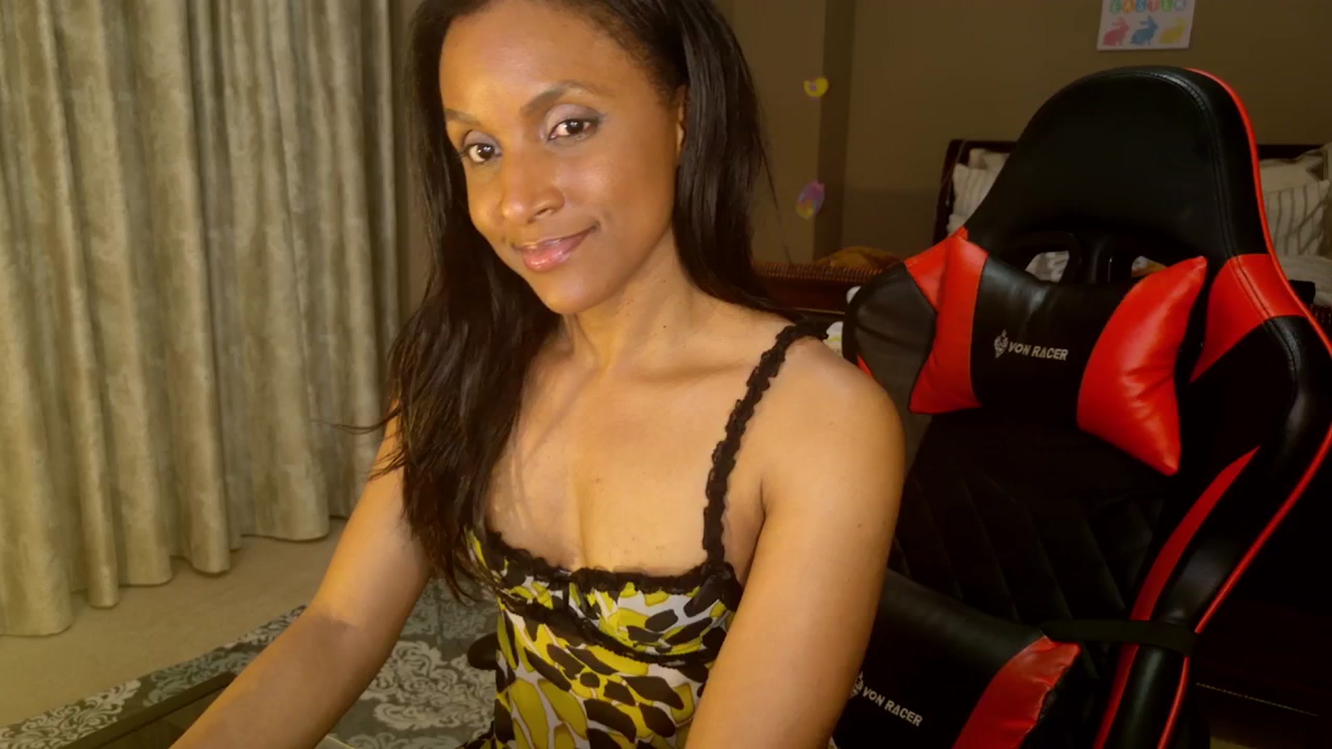 Gallery image thumbnail from Ms_WnWBdayMth's myfreecams stream on, 04/18/2025, 06:20 image 9 of 20