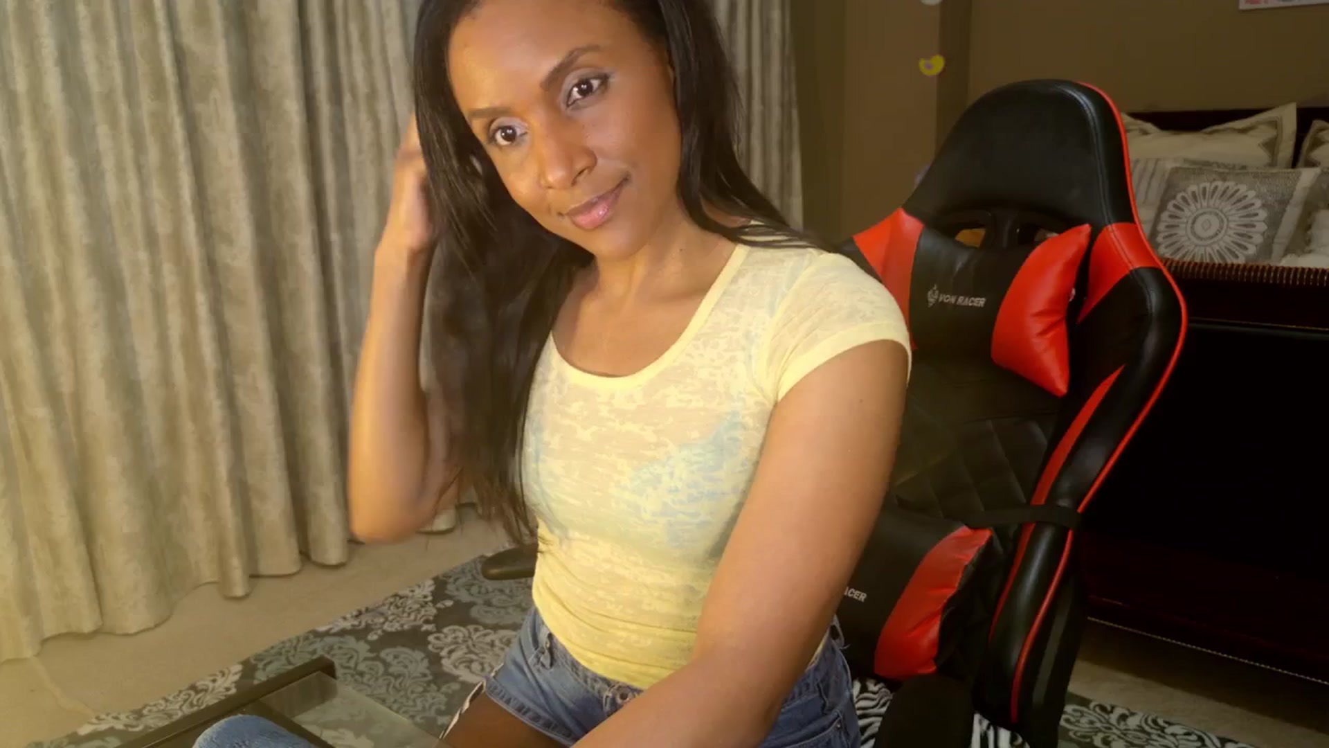 Gallery image thumbnail from Ms_WnWBdayMth's myfreecams stream on, 04/19/2025, 23:31 image 18 of 20