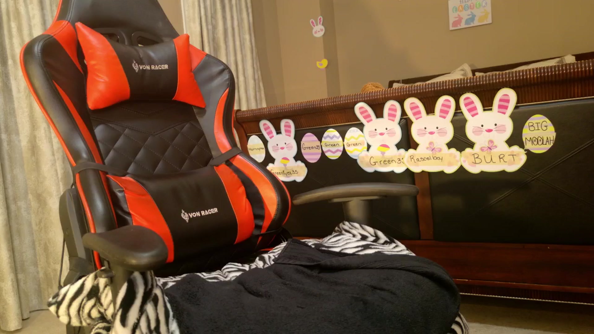 Gallery image thumbnail from Ms_WnWBdayMth's myfreecams stream on, 04/26/2025, 03:45 image 19 of 20
