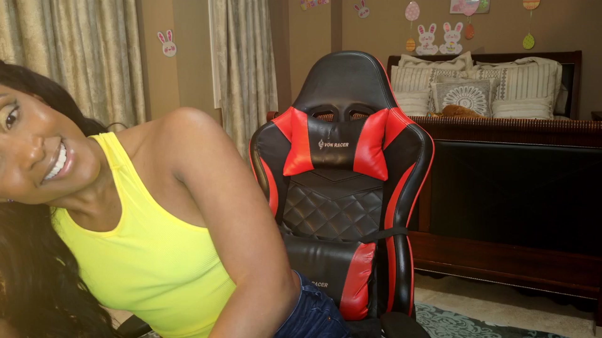 Gallery image thumbnail from Ms_WnWBdayMth's myfreecams stream on, 04/05/2026, 24:01 image 5 of 20