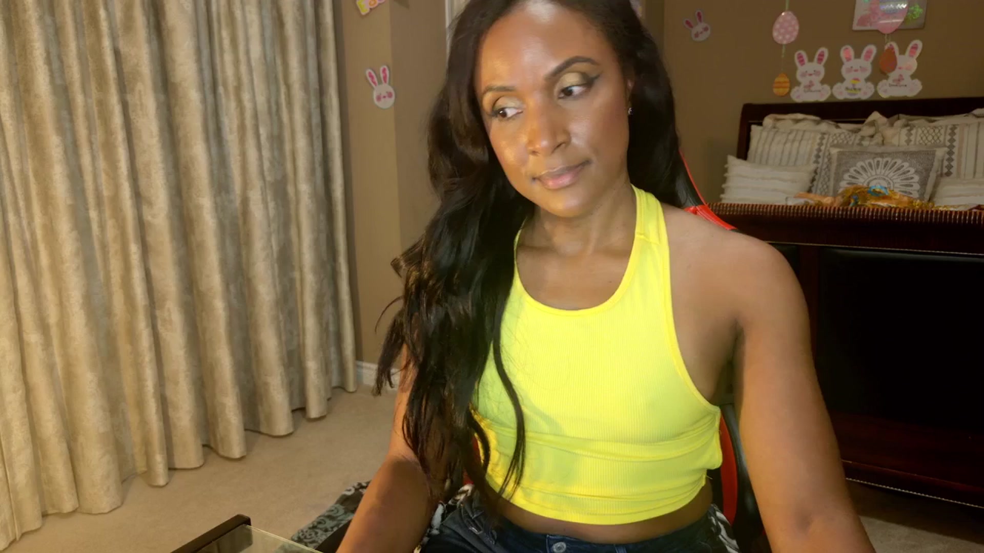 Gallery image thumbnail from Ms_WnWBdayMth's myfreecams stream on, 04/05/2026, 02:04 image 5 of 20