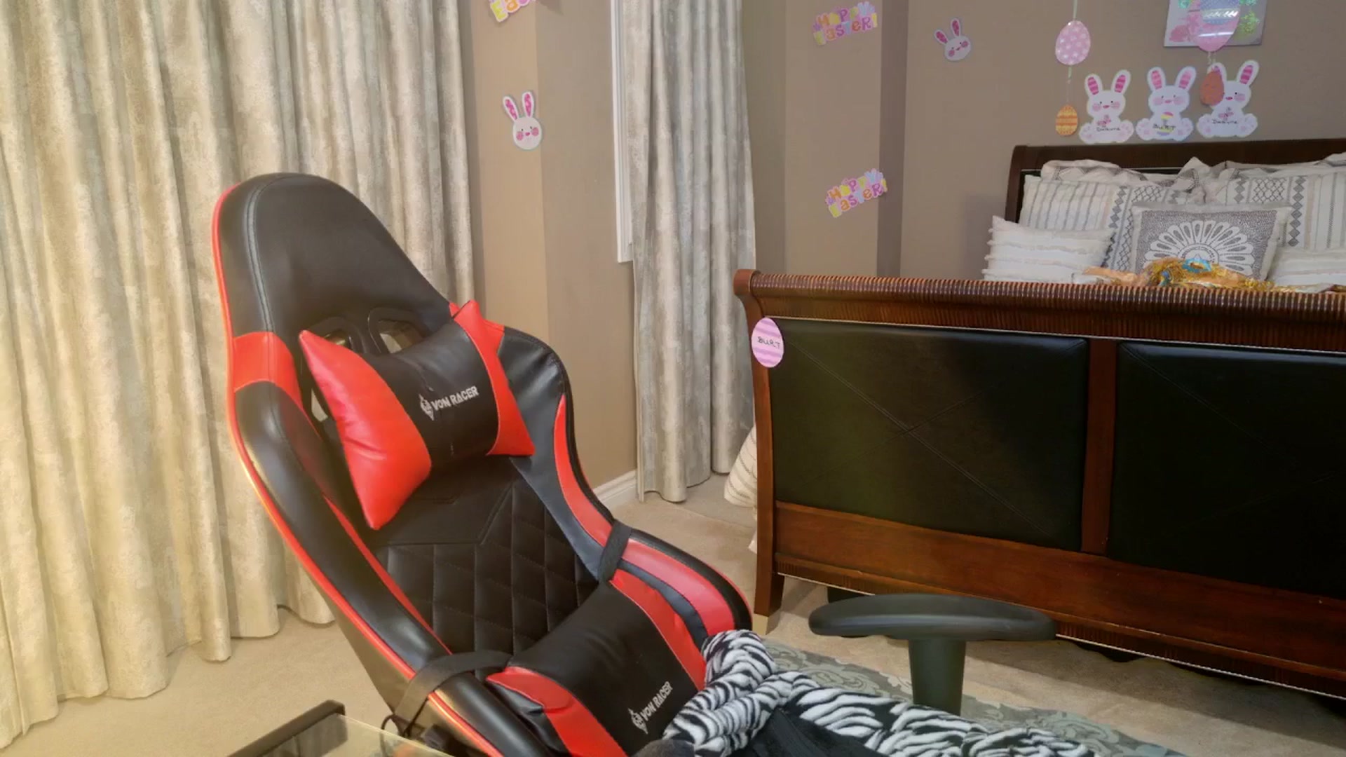 Gallery image thumbnail from Ms_WnWBdayMth's myfreecams stream on, 04/05/2026, 02:04 image 2 of 20