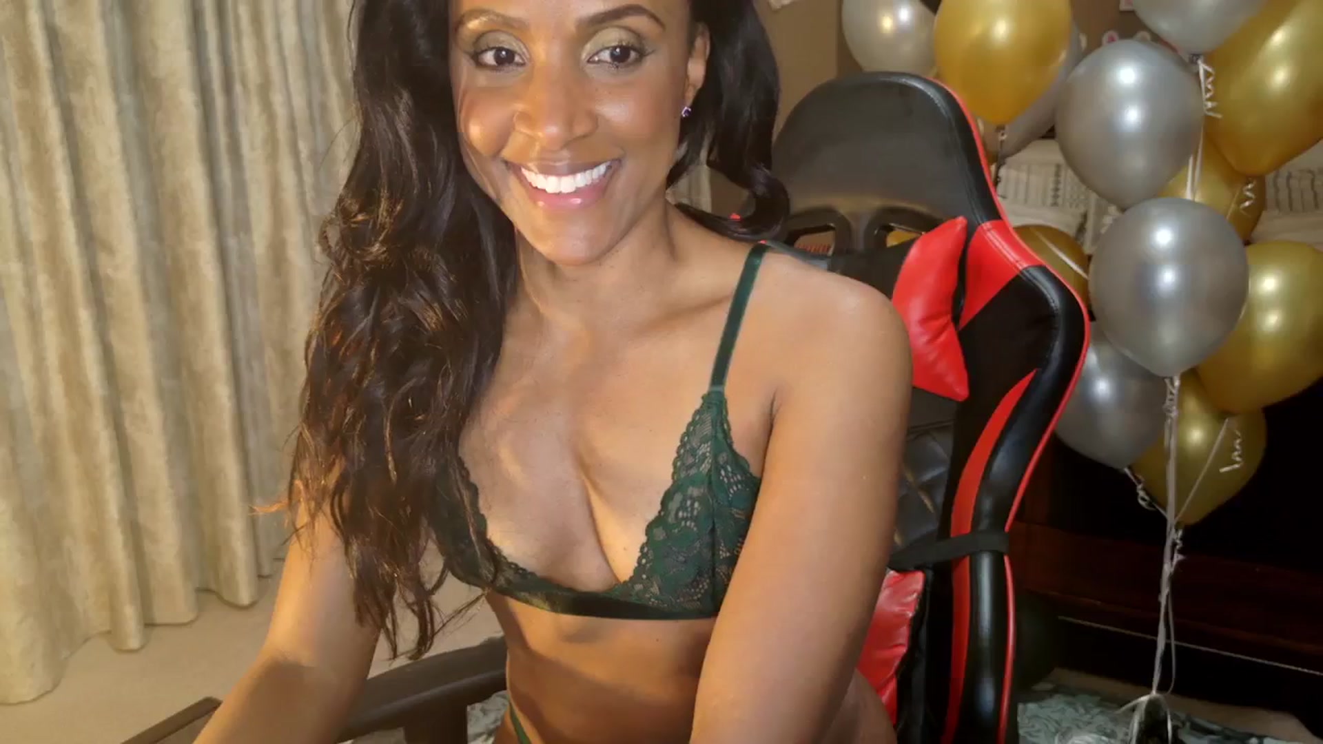 Gallery image thumbnail from Ms_WnWBirthday's myfreecams stream on, 05/01/2026, 05:29 image 19 of 20