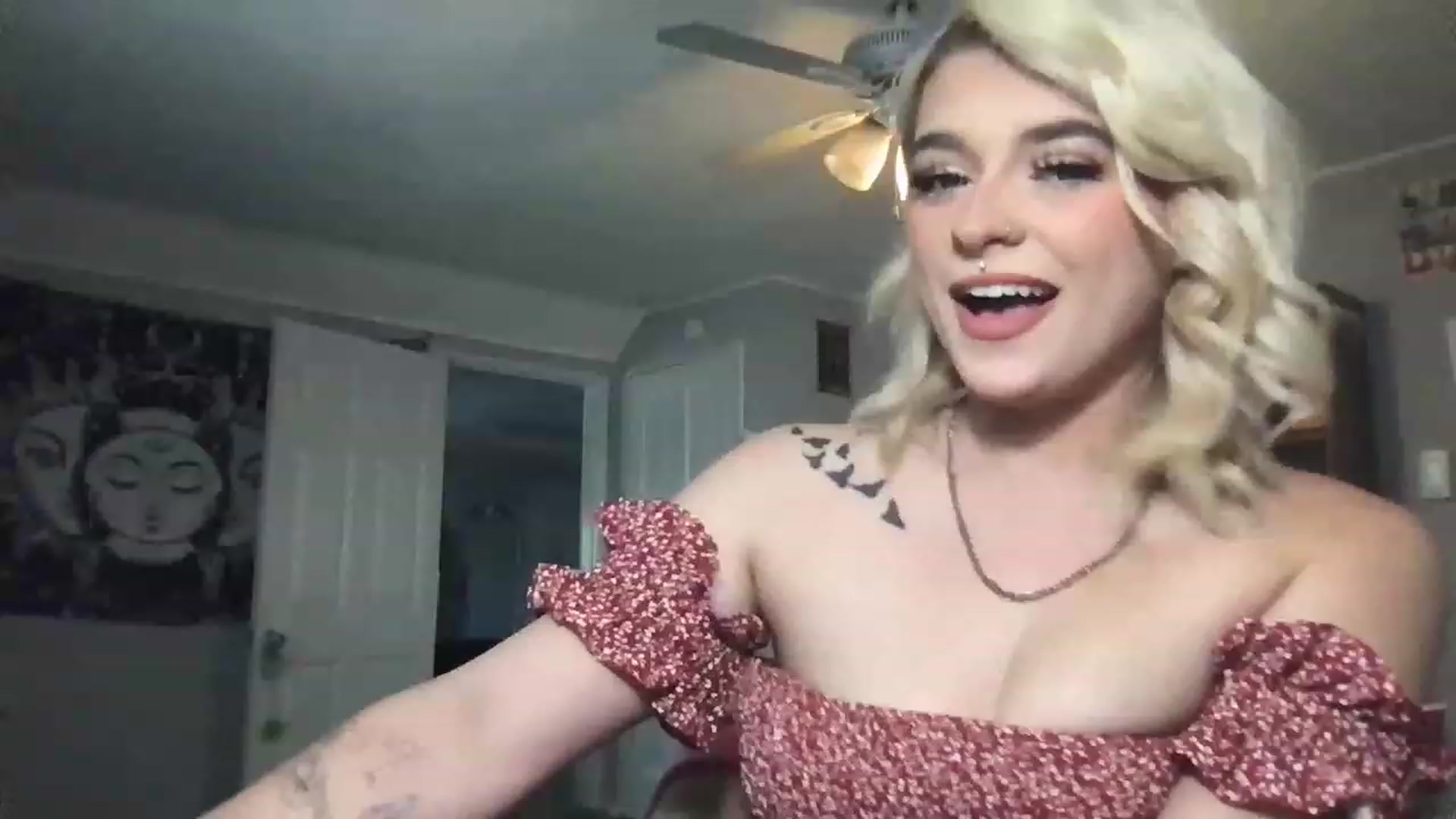 Gallery image thumbnail from Msbrandyjack's myfreecams stream on, 06/17/2023, 18:33 image 4 of 20