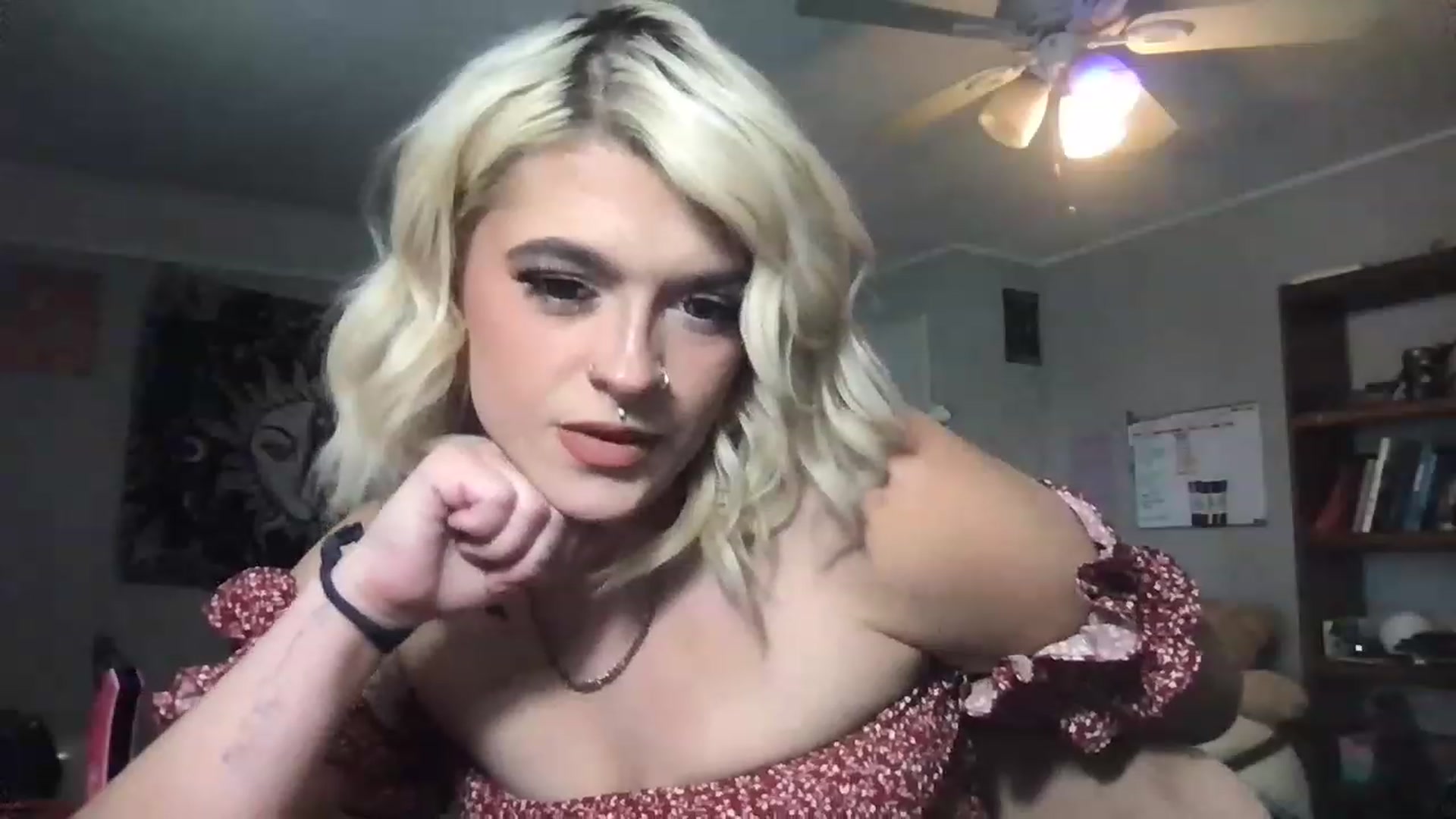 Gallery image thumbnail from Msbrandyjack's myfreecams stream on, 06/17/2023, 18:33 image 17 of 20