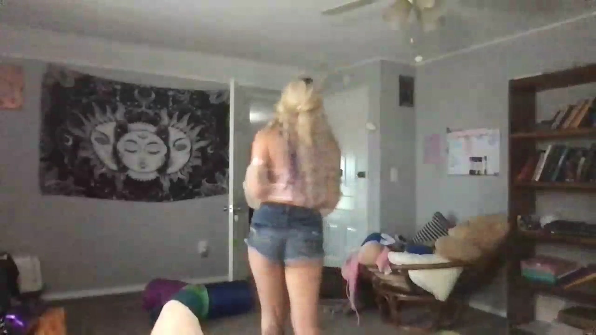 Gallery image thumbnail from Msbrandyjack's myfreecams stream on, 06/29/2023, 20:43 image 9 of 20